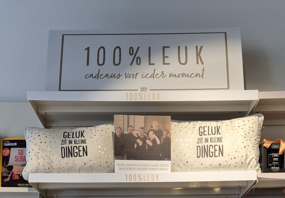 100% leuk gifts display